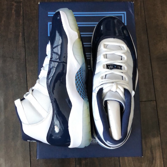 Nike Air Jordan 11 Retro Mens 9.5 - Picture 7 of 13